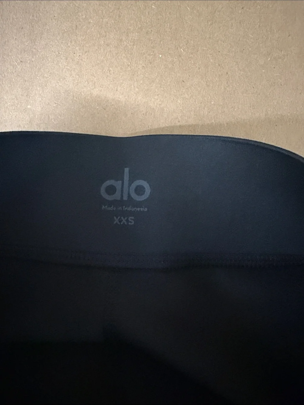 Alo Yoga Airlift High-Waist 7/8 Line Up Legging